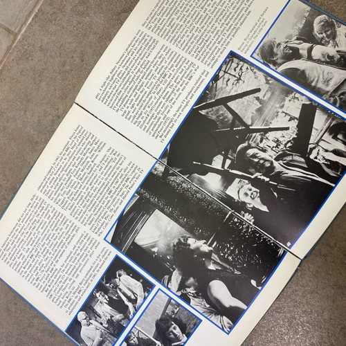 Understanding Television book used, English, 1971