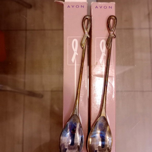 Avon teaspoon set new with pink rhinestones cancer awareness, 2 pcs
