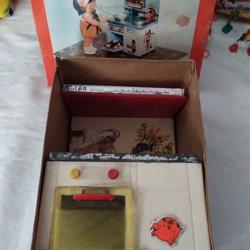 Tin electric battery kitchen toy Solpa from the 60s like new