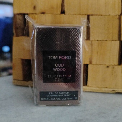 Tom Ford Oud Wood Eau de Parfum new, tester 7.5 ml