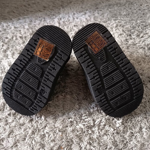 Baby boots size 19 like new, warm and comfortable