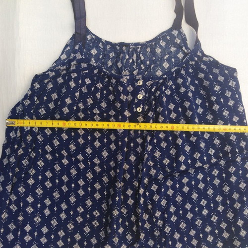 Summer top like new, blue with white geometric pattern