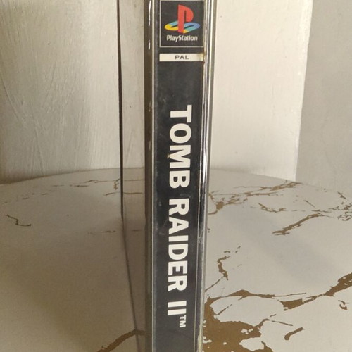 Tomb Raider II PlayStation 1 case and manual used
