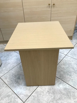 Auxiliary table used in excellent condition