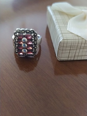 925 Victorian style ring with carving