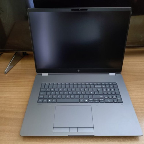 HP ZBook Fury G1i 18 laptop like new, Intel Core i7, 32GB RAM