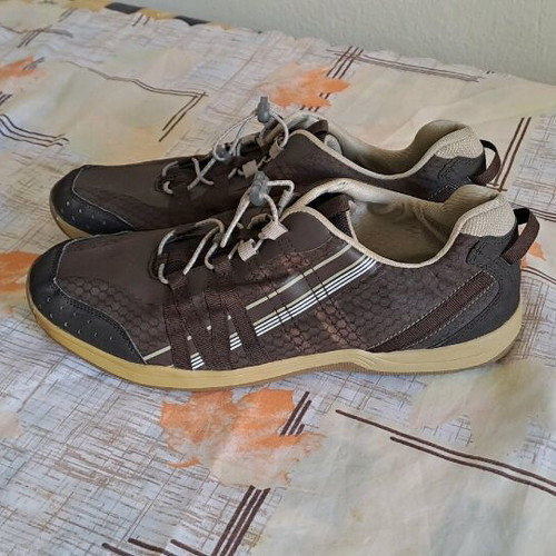 Lands End shoes size 44.5 like new brown summer