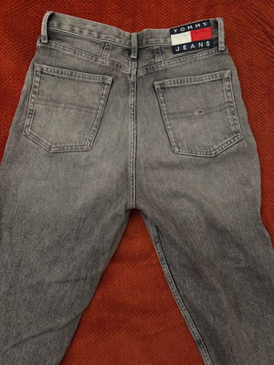 Tommy Hilfiger jeans σαν καινούργια, μέγεθος M / 38 / 10, μαύρα