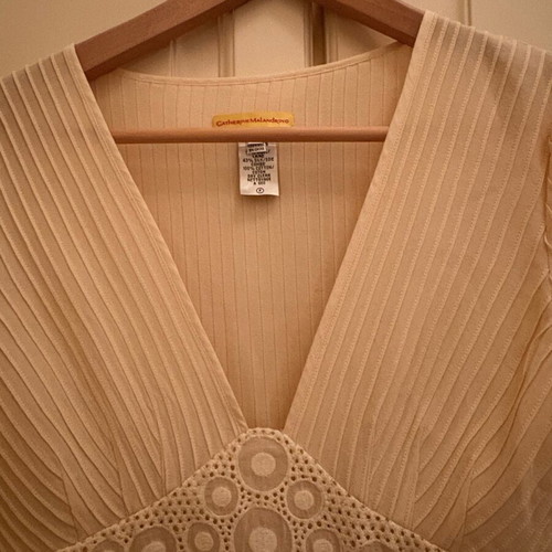 Catherine Malandrino V neck beige blouse like new