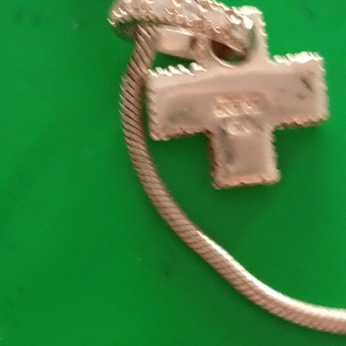 Silver cross with 925 chain like new, 42 cm length