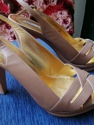 Charles David δερμάτινα πέδιλα ν. 40 με ξύλινο τακούνι μεταχειρισμένα, camel