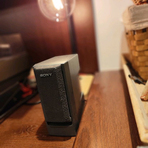 Sony 2.1 soundbar audio system used, pack with 2 speakers and subwoofer