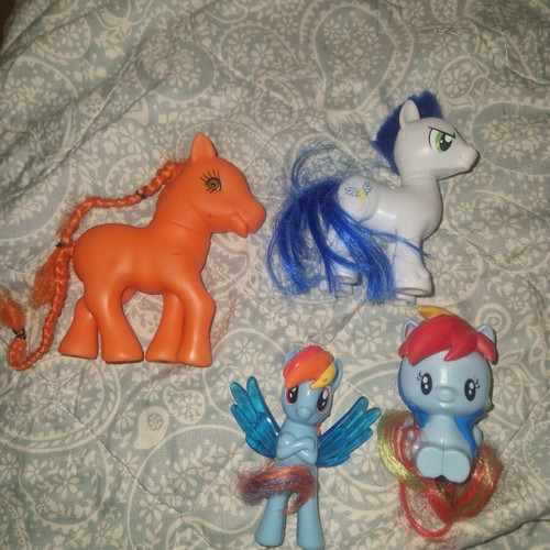 My Little Pony figures, pack