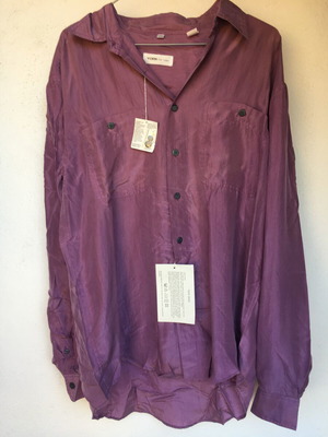Man 100% silk official shirt M new purple Yorn