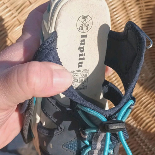 Lupilu summer shoe for boys No 27 like new, blue sandals