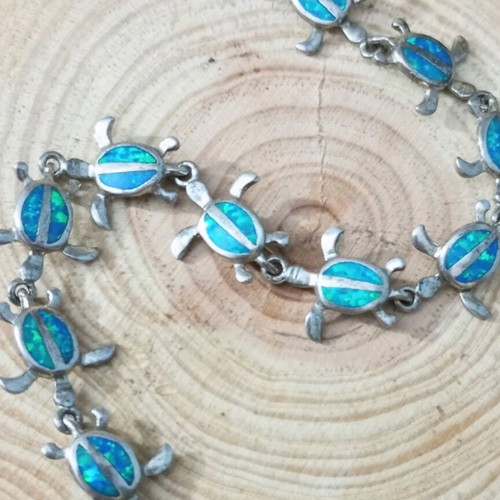 Silver bracelet 925 with blue opal like new, length 18.5cm