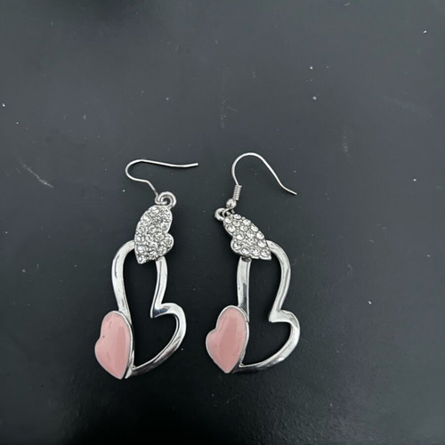 Steel earrings like new with gray and pink details