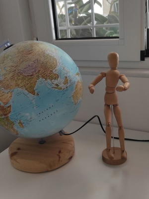 Wooden Gestalta mannequin like new, height 35cm