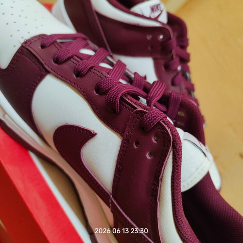 Nike Dunk Low size 44 new, Sail/Dark Beetroot-Cashmere