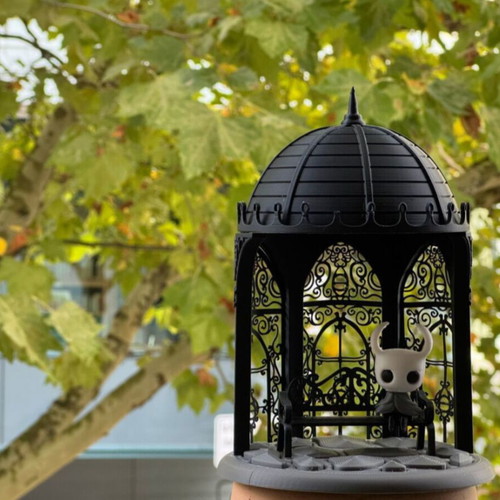 Hollow Knight Queen's Bench decorative lamp like new