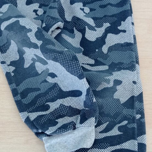 Trax sweatpants for 3 years old used, warm