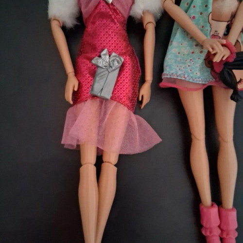 Barbie Fashionistas 2009 dolls, 100 poses