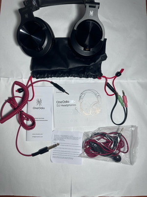 Oneodio Fusion A71 Studio headphones with jack and microphone, new