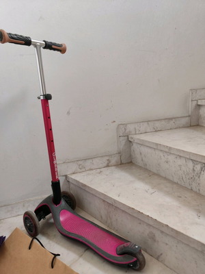 Πατίνι Globber μεταχειρισμένο, ιδανικό για κορίτσια 5-9 χρόνων