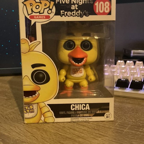 Funko Pop Chica Five Nights at Freddys used