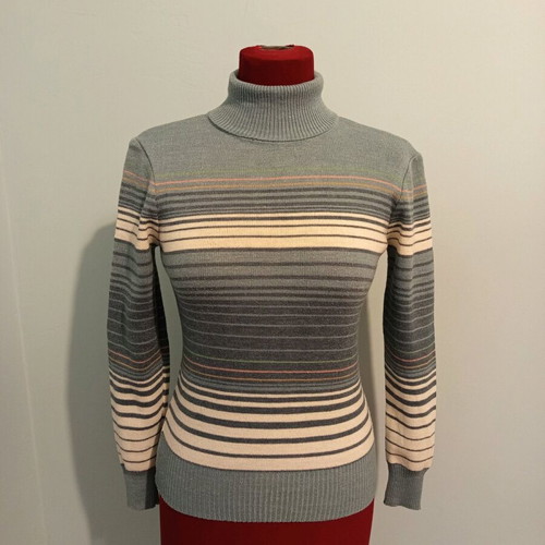 Vintage striped knitted turtleneck sweater like new
