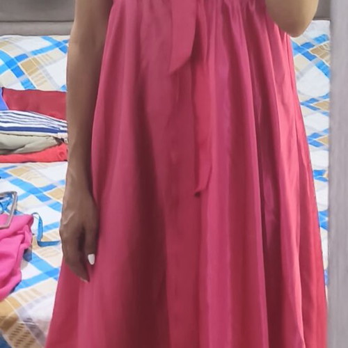 Fuchsia satin asymmetric dress On Line like new, strapless