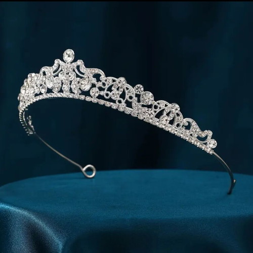 Bridal tiara with crystal rhinestones silver new