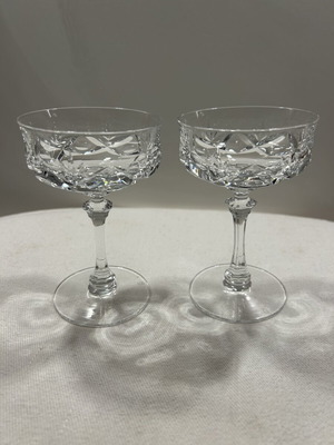 Vintage crystal coupe glasses set of 2, like new