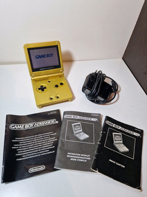 Nintendo Game Boy Advance SP Zelda edition μεταχειρισμένο με φορτιστή και 3 εγχειρίδια
