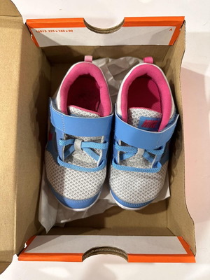 Παιδικά παπούτσια Nike καινούργια, νούμερο 26, αθλητικά μπλε