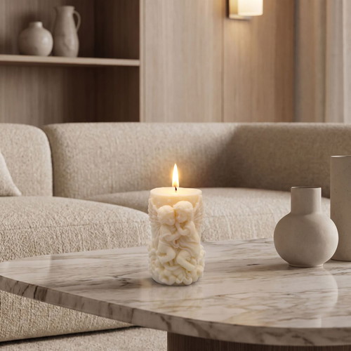 Scented plant-based candle with golden orchid aroma and angel design
