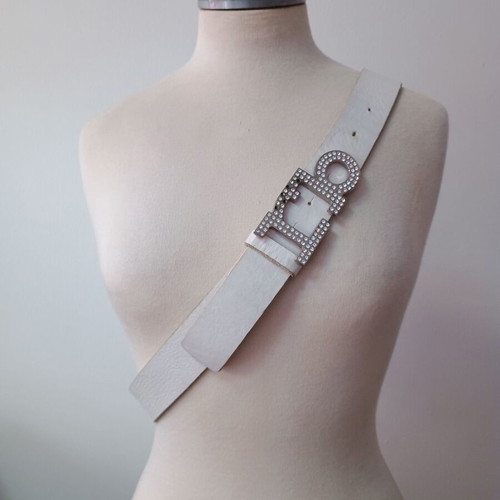 Rocco Barocco women's leather belt white used, size 110