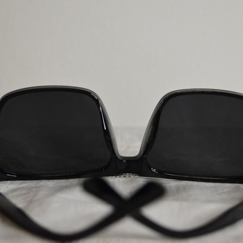Black square sunglasses like new