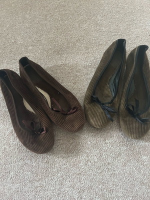 Ballet flats size 38 in brown and green velour, like new, pair