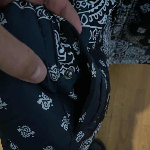 Bershka jacket like new, size M, black with pattern
