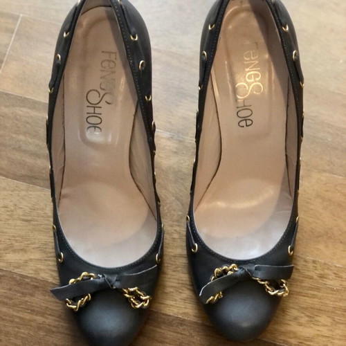 Feng Shoe gray leather pumps used, size 39