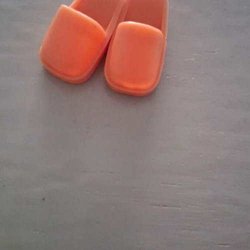 Bibibo peach clogs like new