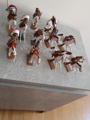Indian horsemen figures set of 11 used