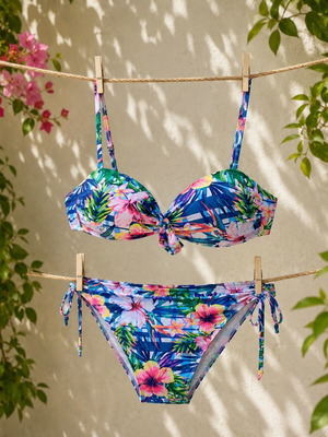 Floral swimsuit medium Shein like new, multicolor