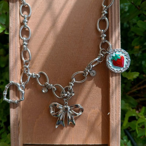 Handmade necklace made of stainless steel silver, new