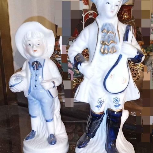 Porcelain decorative figures new, set of 15 pieces