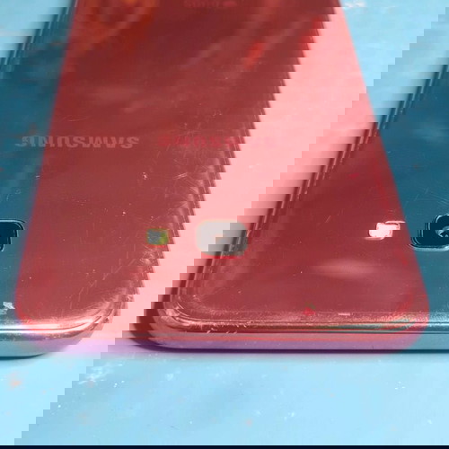 Samsung Galaxy J4+ 2/32 με ραγισματα