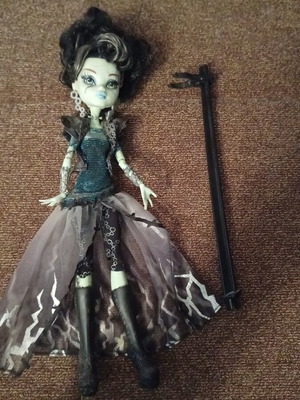 Monster High Ghouls Rule κούκλα σαν καινούργια χωρίς κουτί