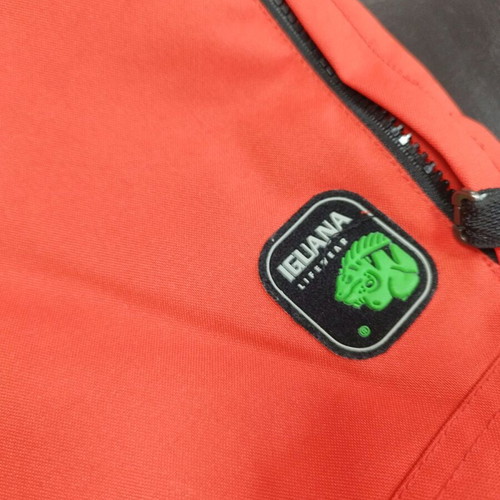 Iguana ski and snowboard pants like new