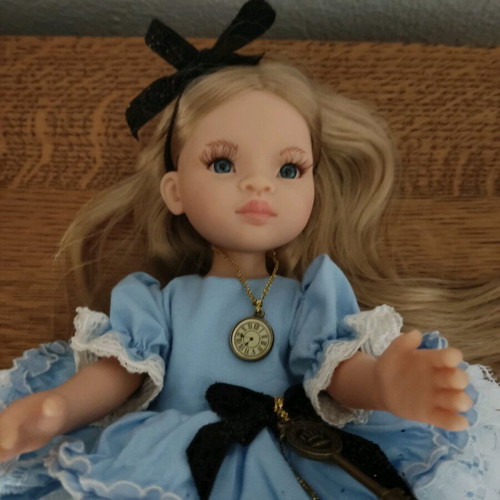 Paola Reina Alice and Wonderland doll new